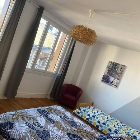 Gite De Tom Et Mag Classe 3 * Clevacances Villa Pontgibaud Exterior foto