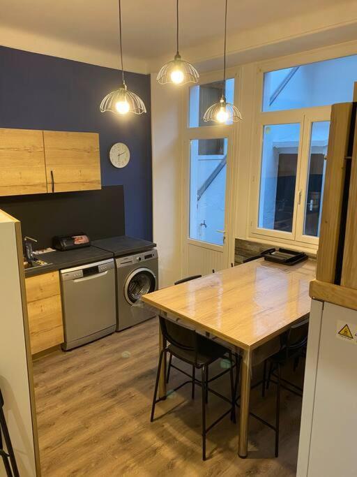Gite De Tom Et Mag Classe 3 * Clevacances Villa Pontgibaud Exterior foto