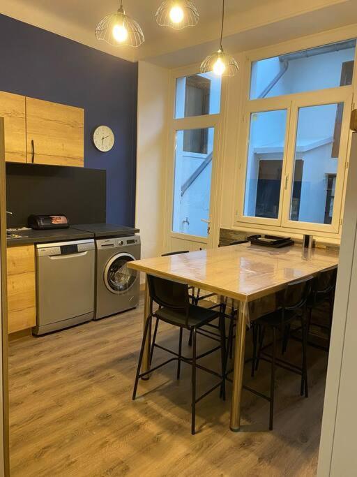 Gite De Tom Et Mag Classe 3 * Clevacances Villa Pontgibaud Exterior foto