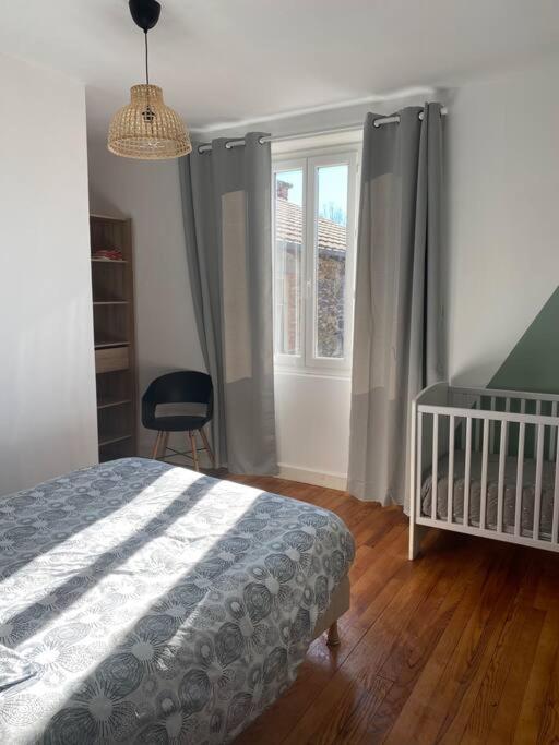 Gite De Tom Et Mag Classe 3 * Clevacances Villa Pontgibaud Exterior foto